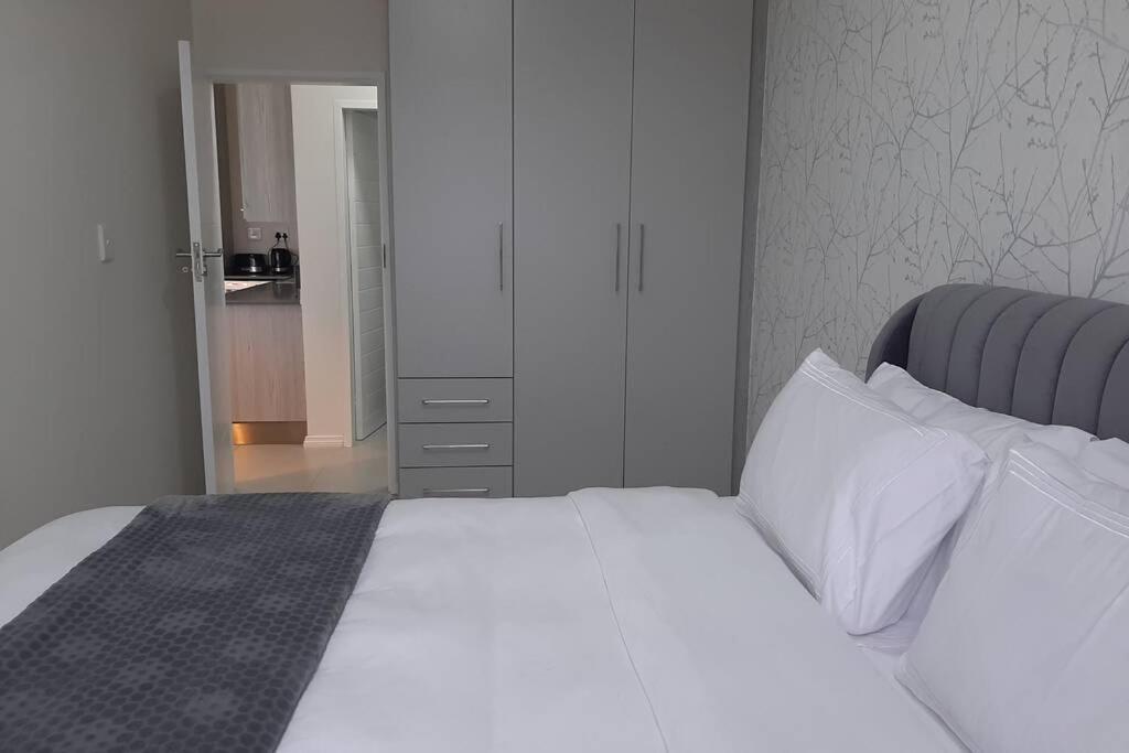 Mikeys Place On New: 2Bed2Bath No.1 With Free Wifinetflix Мидранд Экстерьер фото